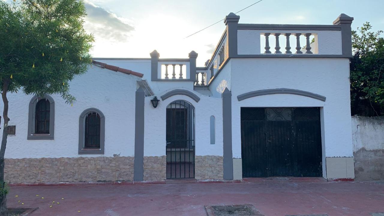 Las Rosas - Bulnes 121 La Rioja Esterno foto